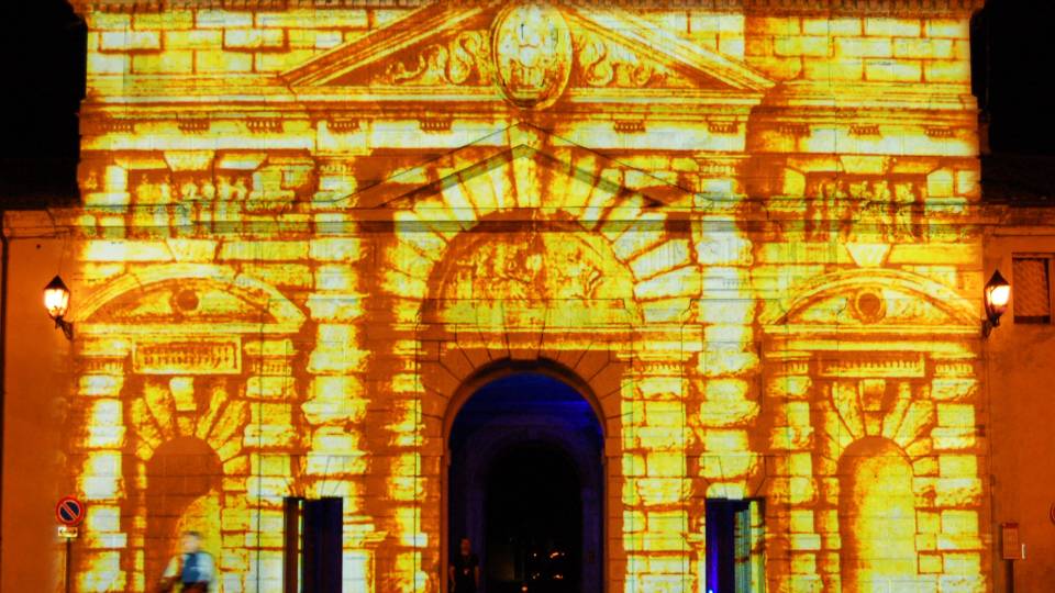 Porta Giulia - Giulio Romano