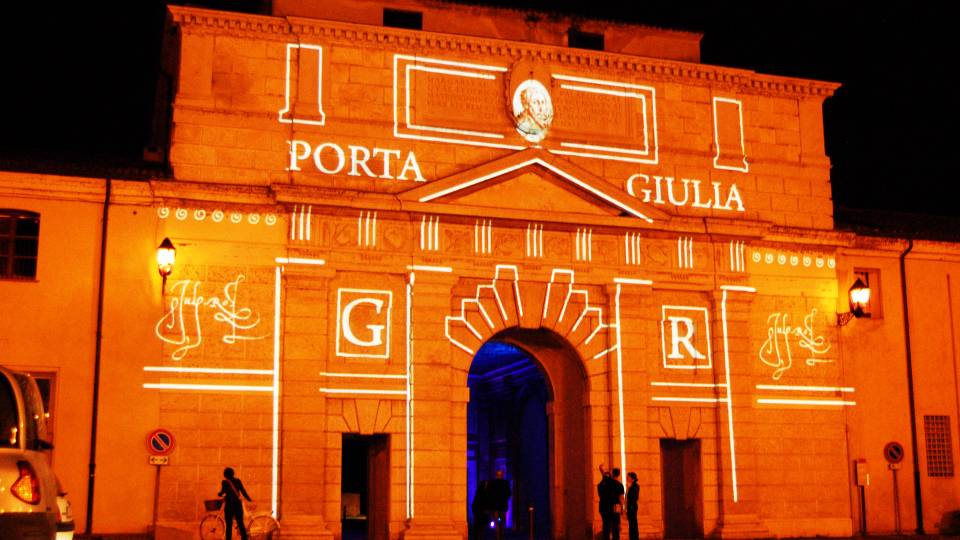 Porta Giulia - Giulio Romano
