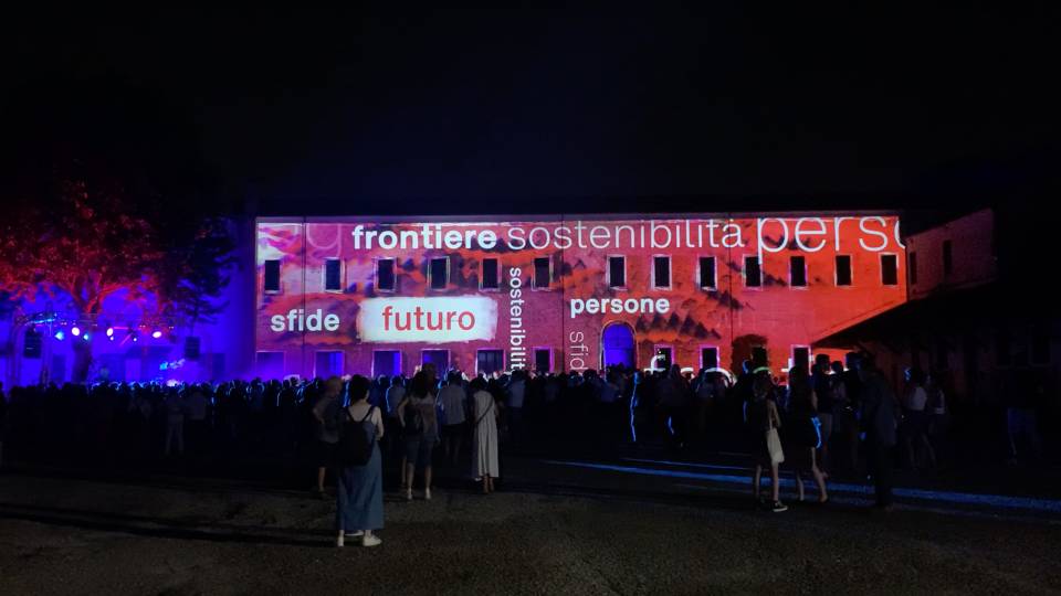 LIBERA IL TUO FUTURO - Frankie hi-nrg X UNIPD