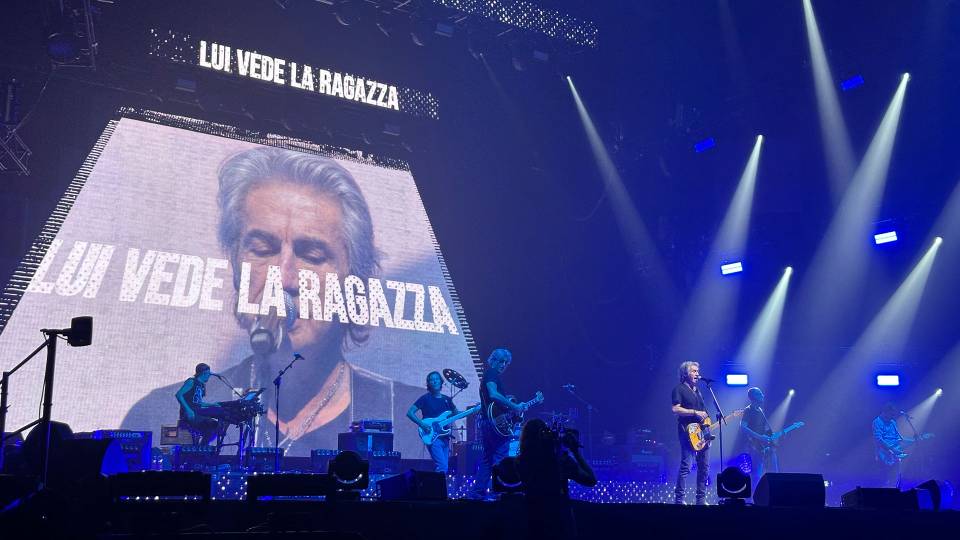 LIGABUE DEDICATO A NOI INDOOR TOUR