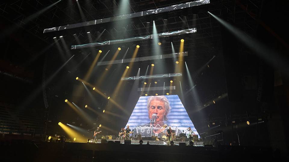 LIGABUE DEDICATO A NOI INDOOR TOUR